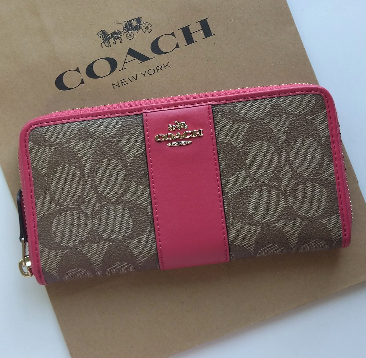 【新品】COACH コーチ 長財布 シグネチャー 　カーキ　レッド_画像1