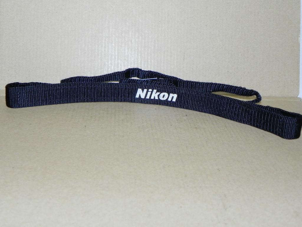 Nikon ストラップ(黒+白)中古品_画像1