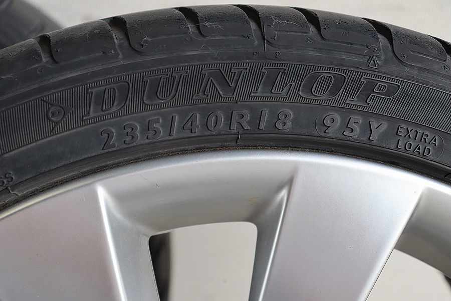 VW シロッコ純正ホイール 235/40R/18 3C8 601 025 D 2008年47週 ダンロップ ラジアルタイヤ 中古_画像2