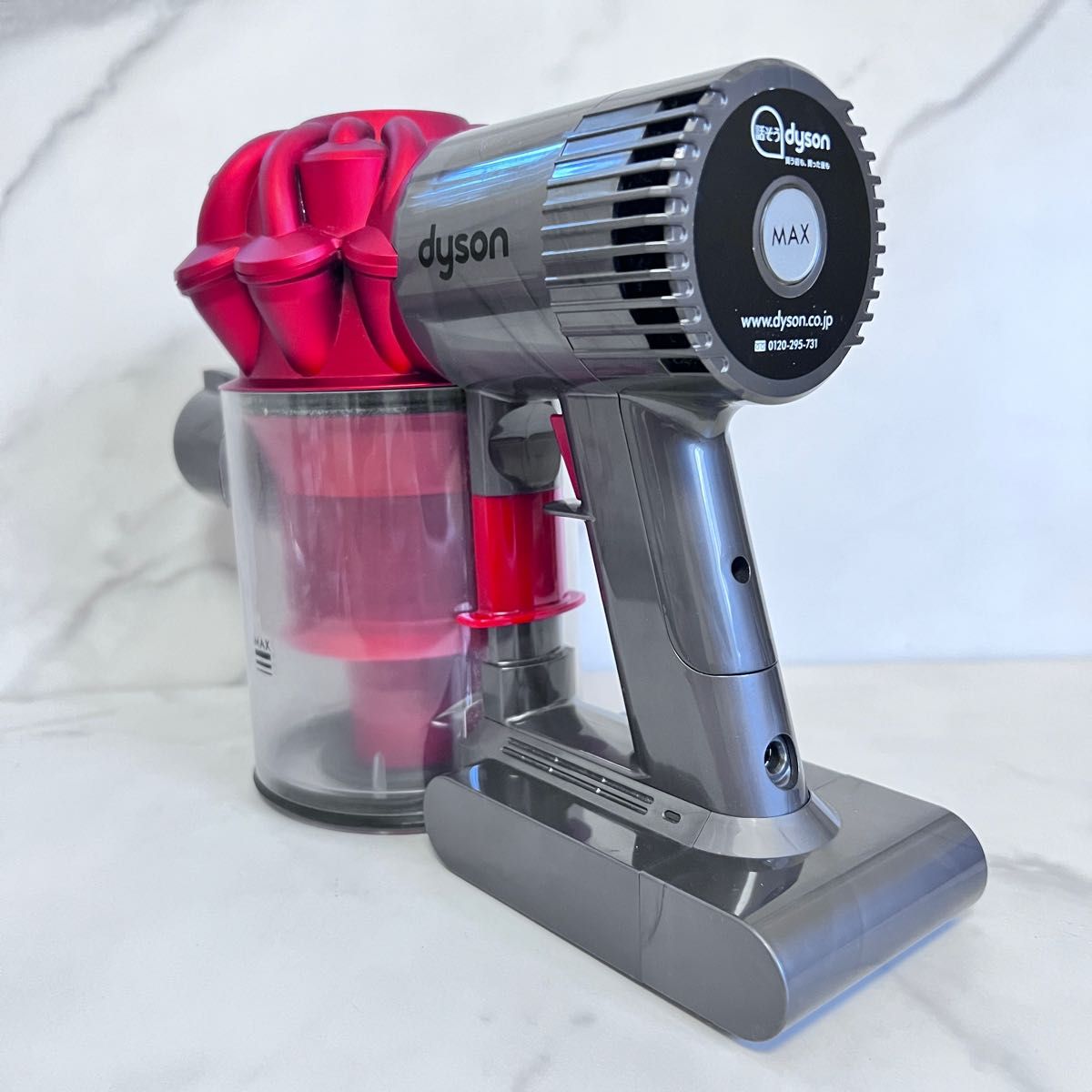 ジャンク品」ダイソン dyson DC74 fluffyコードレスクリーナー ジャンク品」ダイソン dyson DC74 fluffyコードレスクリーナー