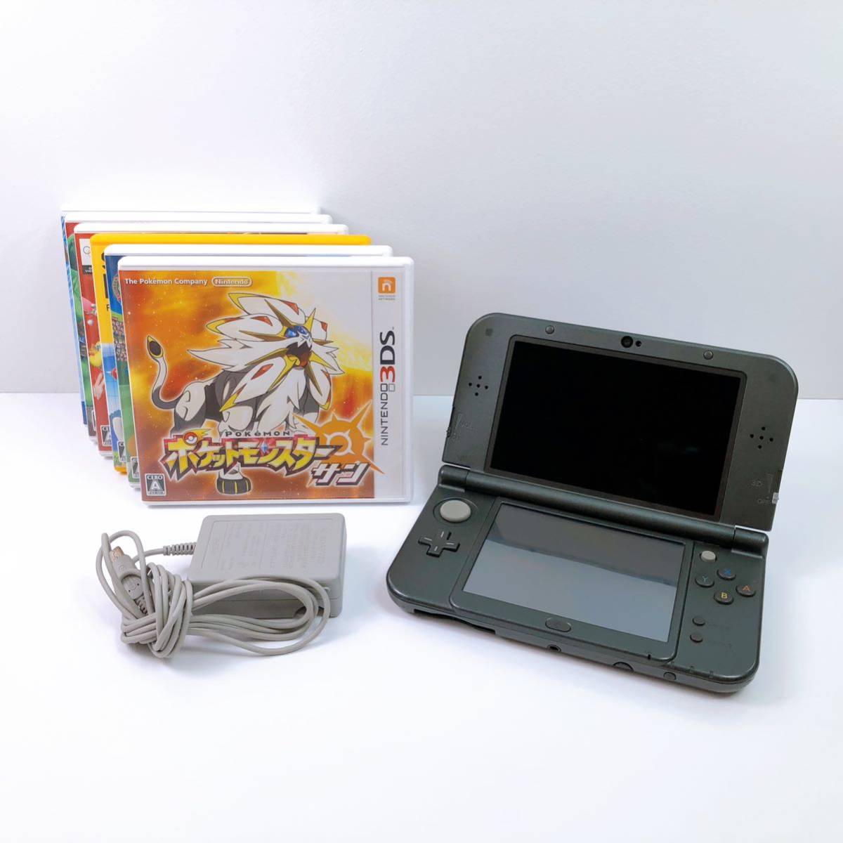 30【中古】new NINTENDO 3DS LL 本体 RED-001 ブラック ニュー