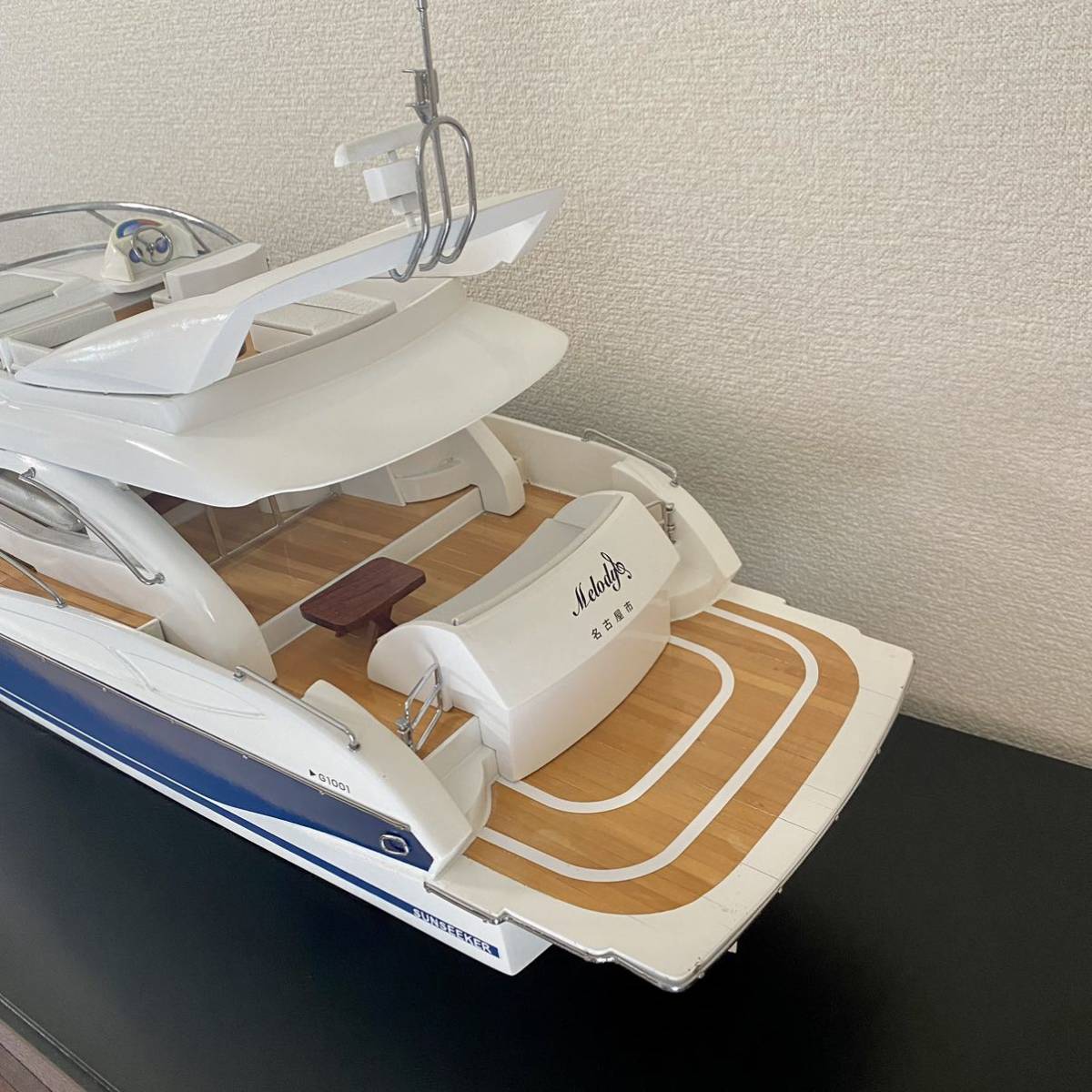 希少 木製模型 クルーザー 船 Sunseeker Manhattan 64 【Wooden Model