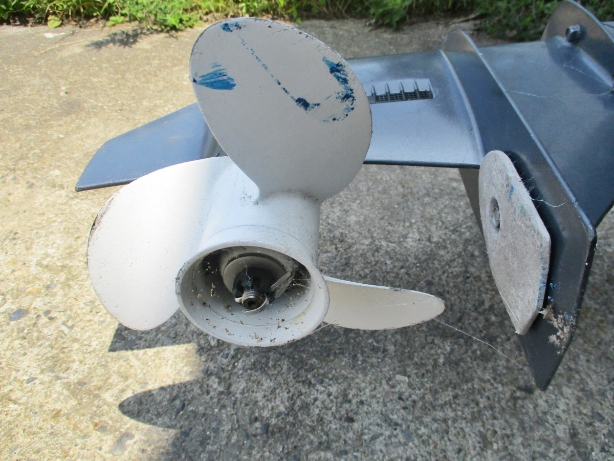 三重 船外機 ヤマハ YAMAHA 6M8 6馬力 動作不明 圧縮あります 三重 船外機 ヤマハ YAMAHA 6M8 6馬力 動作不明 圧縮あります
