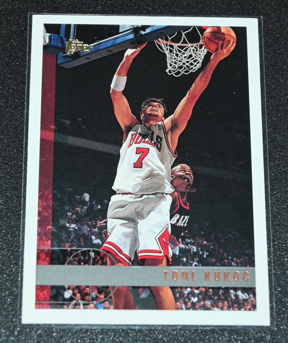 TONI KUKOC (トニー・クーコッチ ) topps 1997 トレーディングカード 152 【NBA シカゴブルズ Chicago Bulls】の画像1