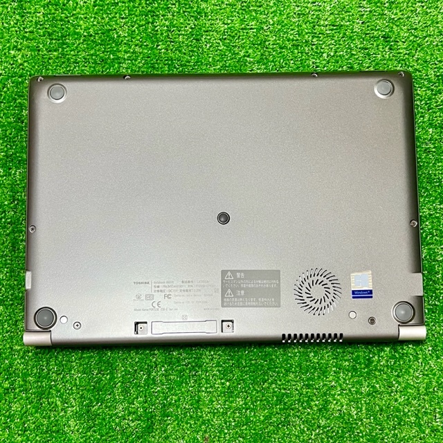良品 薄型軽量上級ハイスペック 【dynabook R63/H】Corei5-8250U