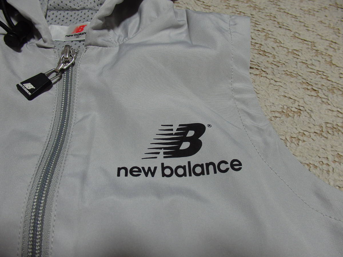 new balance ニューバランス　ナイロン　フード付きベスト　95　内側メッシュ　送料185円_画像3