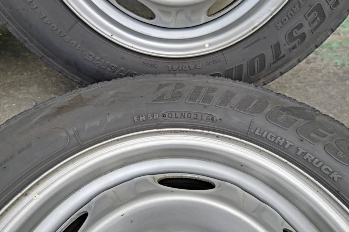 日産　NV350 キャラバン　純正　鉄ホイール　タイヤ　四本セット　185/75R15　106/104L　LT　15×5ｊ1/2JJ_製造年