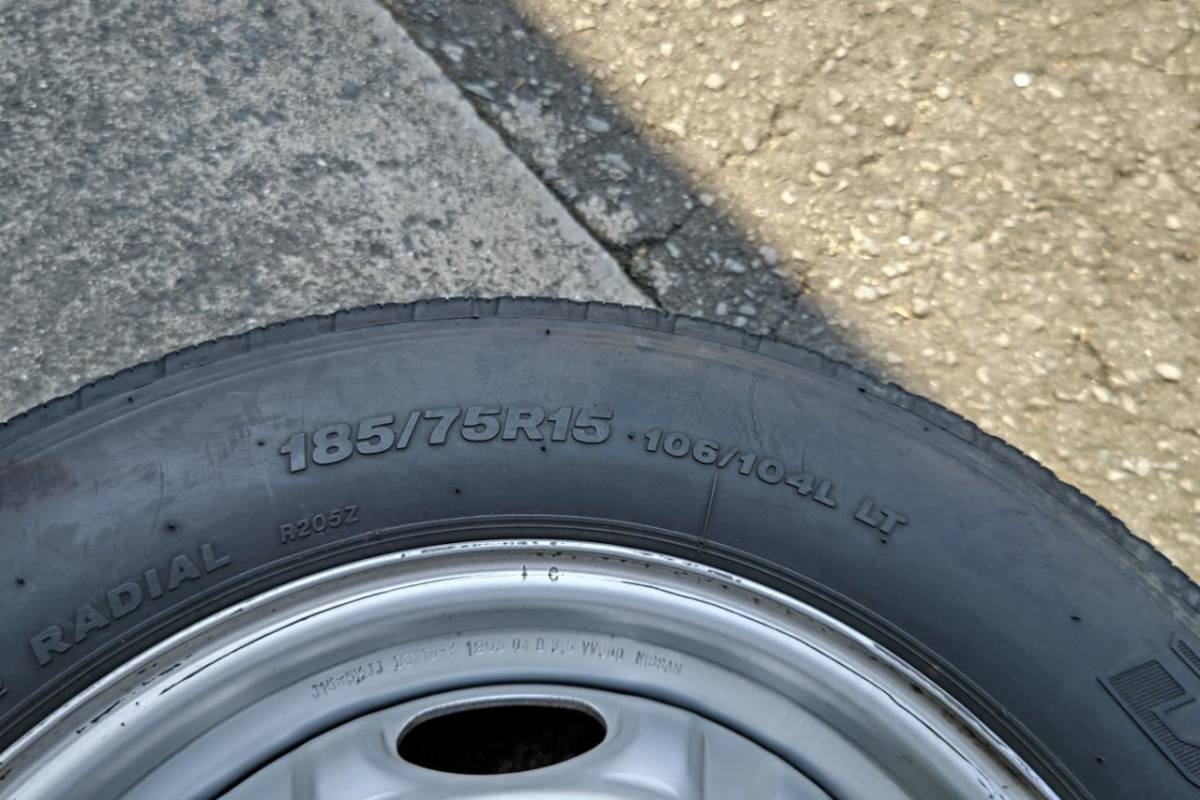 日産　NV350 キャラバン　純正　鉄ホイール　タイヤ　四本セット　185/75R15　106/104L　LT　15×5ｊ1/2JJ_タイヤサイズ　ホイールサイズ