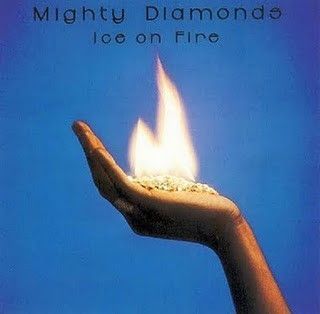 英LP Mighty Diamonds Ice On Fire FL11 Virgin /00260_画像1