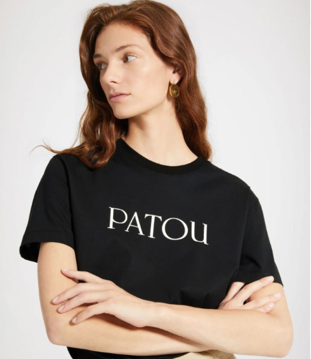 新品サイズS】PATOU(パトゥ)ロゴ入りTシャツ(黒)送料込み|PayPayフリマ