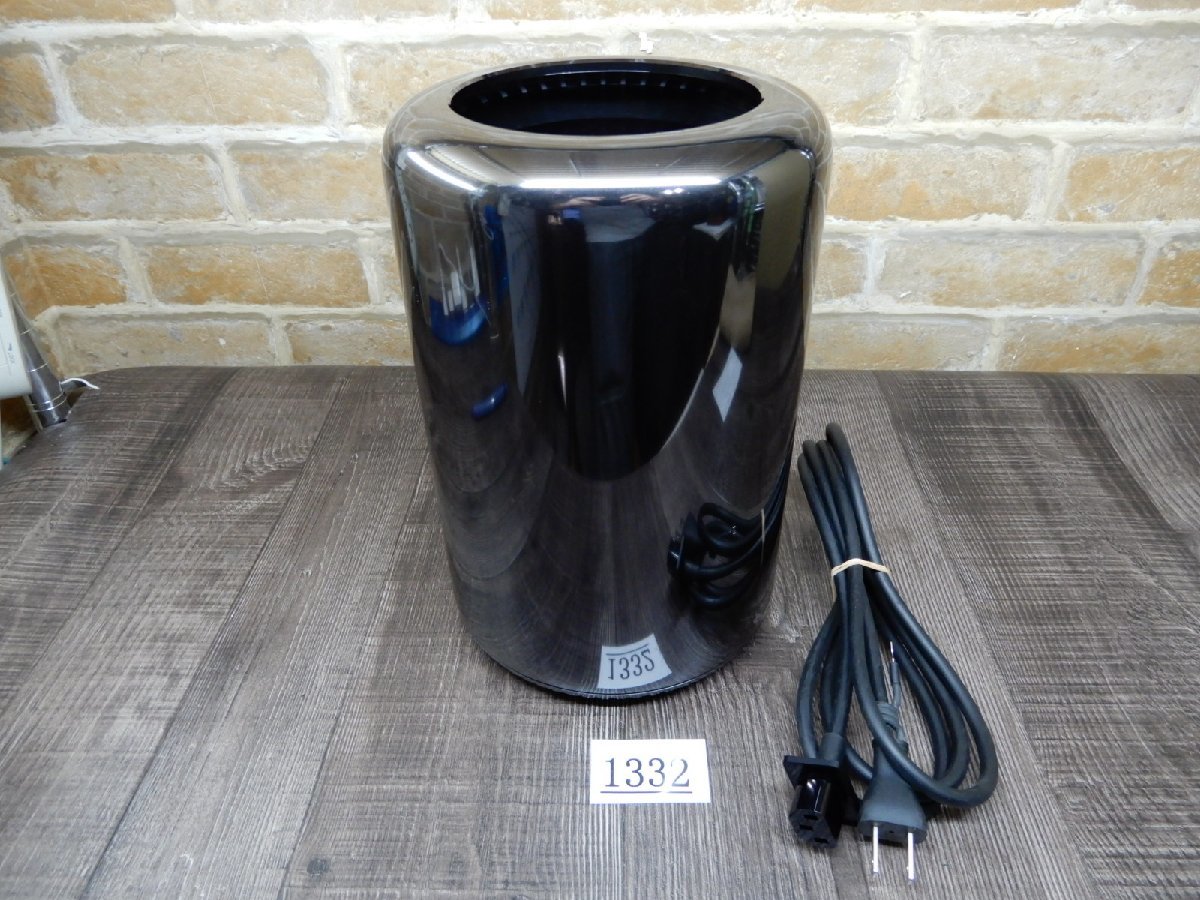 50%OFF 1332☆オシャレ小型パソコン☆Mac Pro D300ⅹ2搭載☆Monterey12