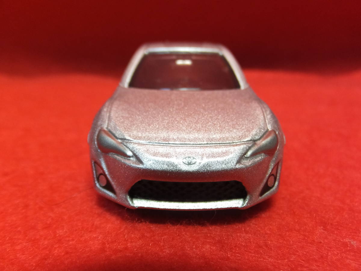 タカラトミー トミカ No.46 トヨタ 86 ハチロク (初回特別カラー) 1/60