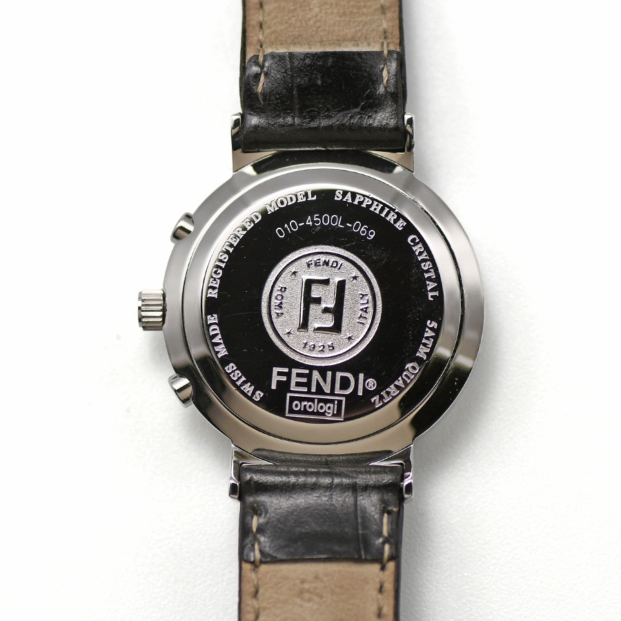 新作入荷!!】 4500L クロノグラフ FENDI フェンディ クォーツ 中古