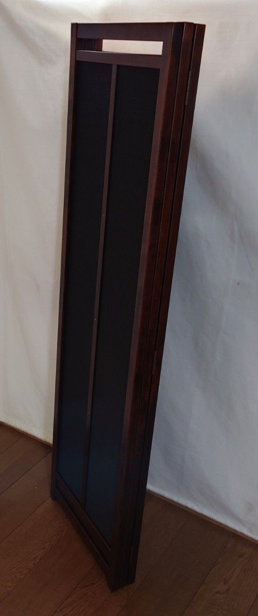 3連屏風　ブラック竹ヒゴ簾使用パーテーション　間仕切り衝立　フレーム天然杢メープル無垢材　ブラウン仕上げ　１台限定製作