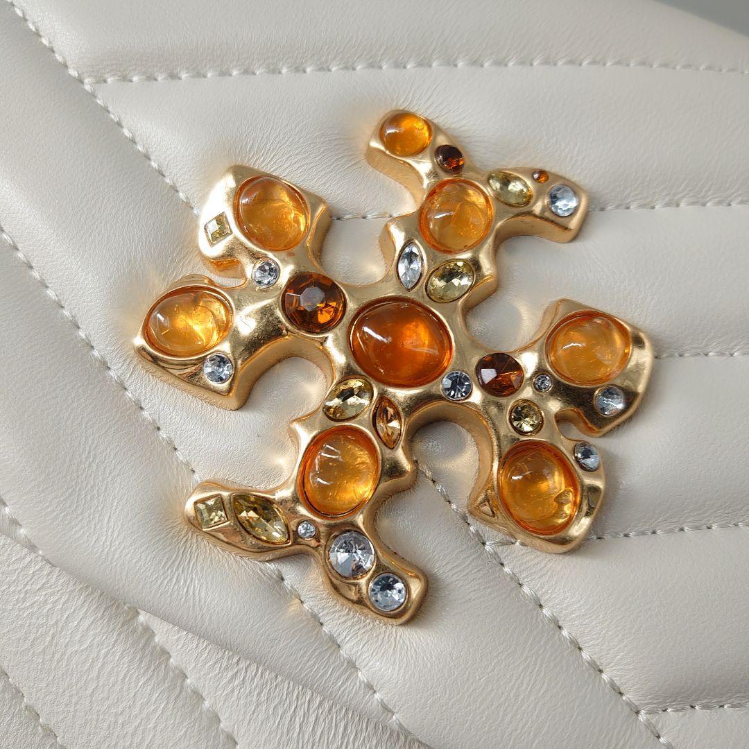 極美品 Tory Burch トリーバーチ キラシェブロン ホワイト 白