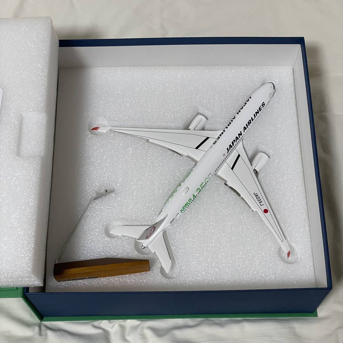 定価合計44,000円 数量限定 1/200 JAL エアバス A350-900 リミテッド