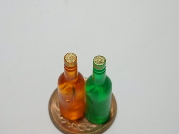 ★P924☆シルバニアファミリー　小物　飲み物　ドリンク　ボトル　オレンジ、グリーン☆ミニチュア　ドールハウス_画像2