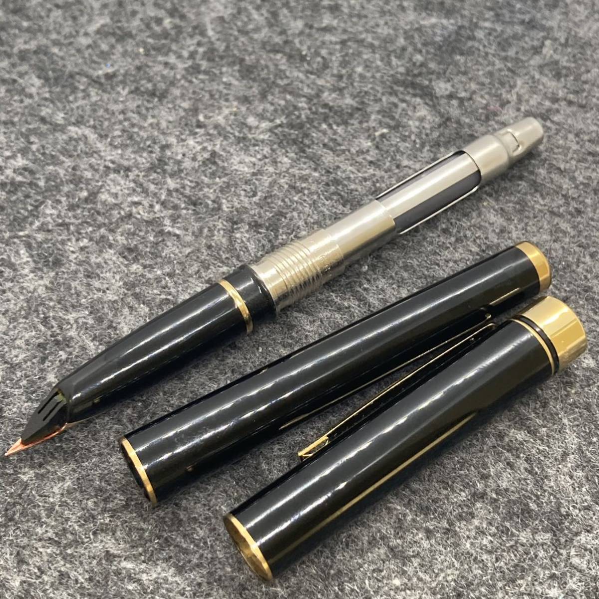 PE2861□SHEAFFER シェーファー 万年筆 タルガ ペン先 585 ブラック