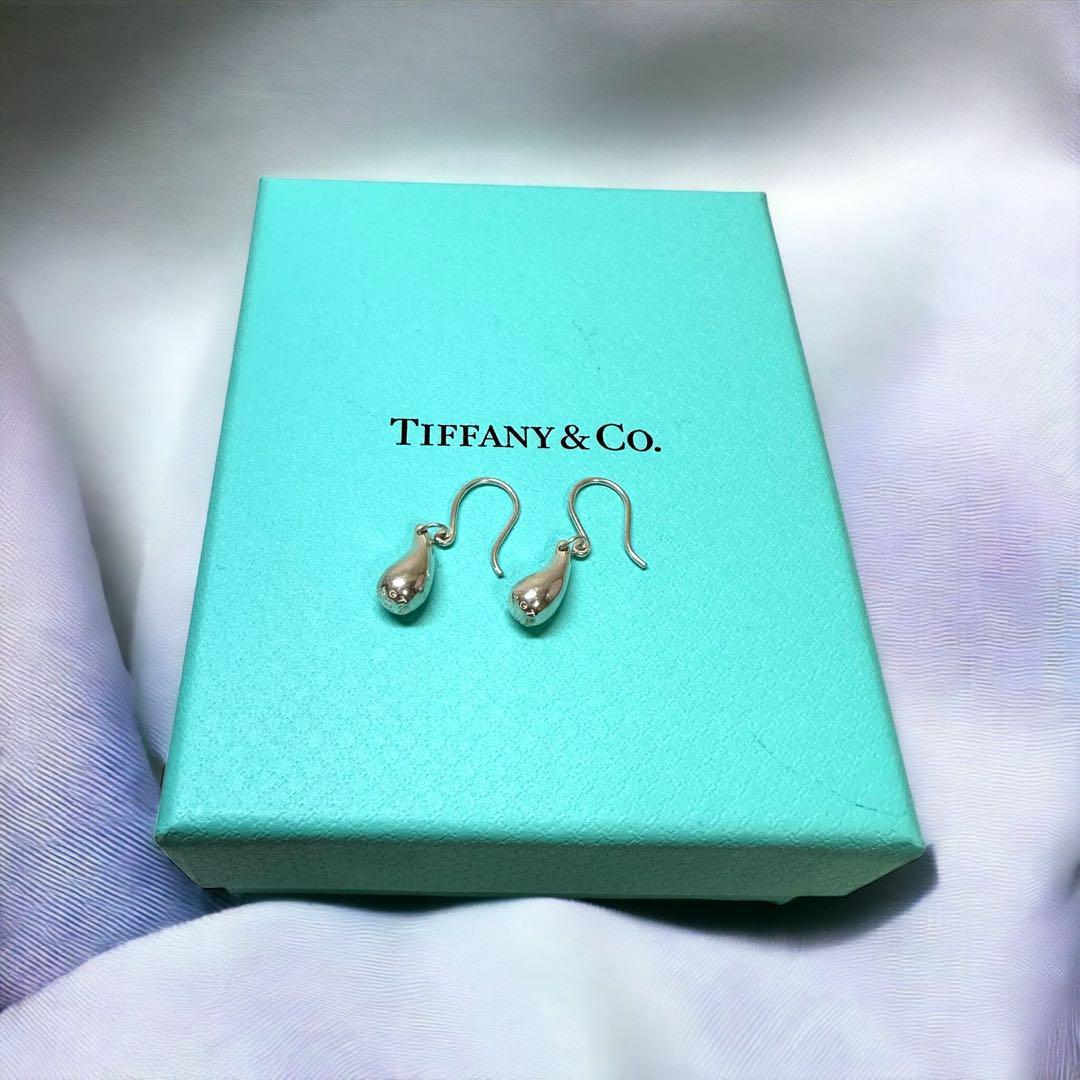 定番人気！ Tiffany ティファニー ティアドロップ ピアス ピアス