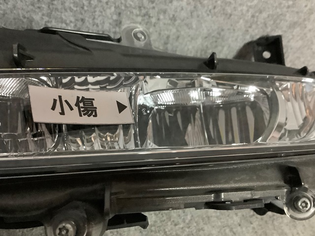 4257-B3　レクサス　RX　AGL20W GYL20W　后期　フォグランプ　LED　左　☆