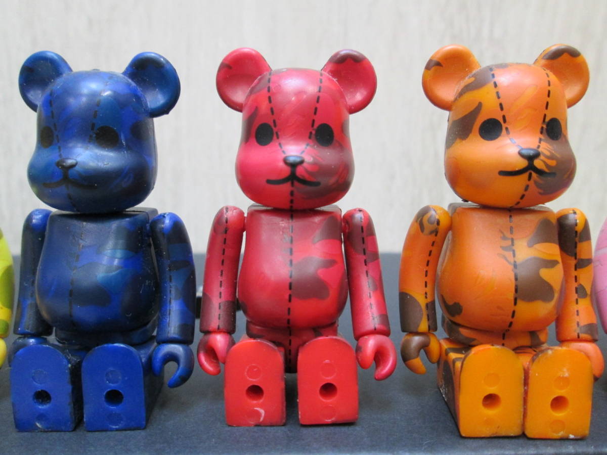 271566 / Medicom玩具熊磚BE @ RBRICK 100％（總長約7厘米）/ 8種 原文:271566/メディコムトイ　ベアブリック　BE@RBRICK　100％（全長約７ｃｍ）/８種で