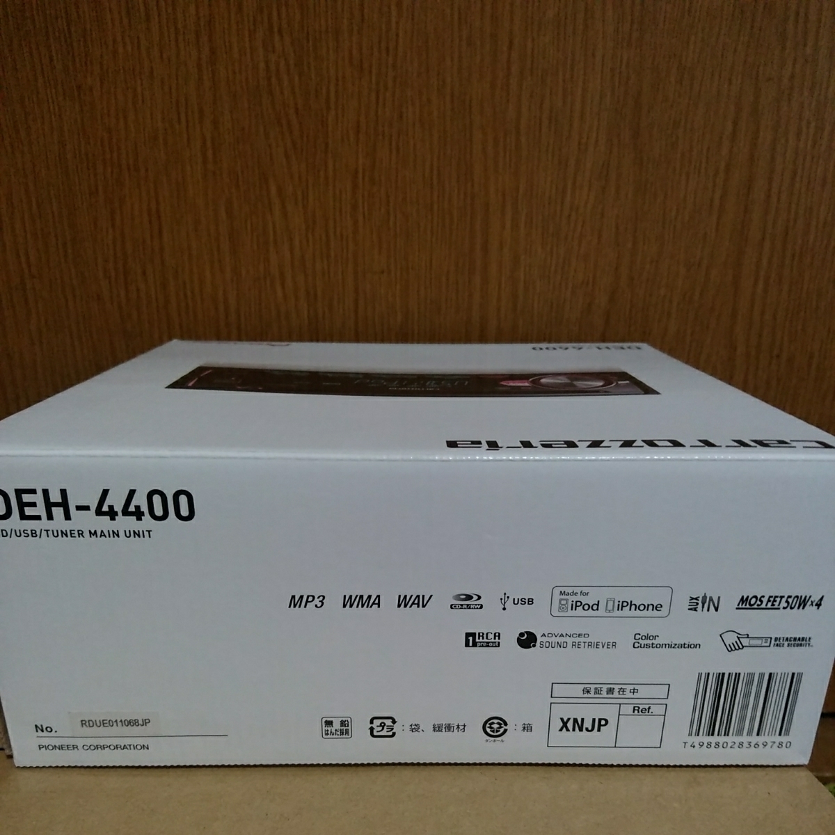 出售新的未使用的項目♪♪♪Carrozzeria DEH - 4400 CD播放器USB.AUX♪♪ <Br> 新品　未使用品　売り切り♪♪♪Carrozzeria DEH-4400 CDプレーヤー USB.AUX ♪♪