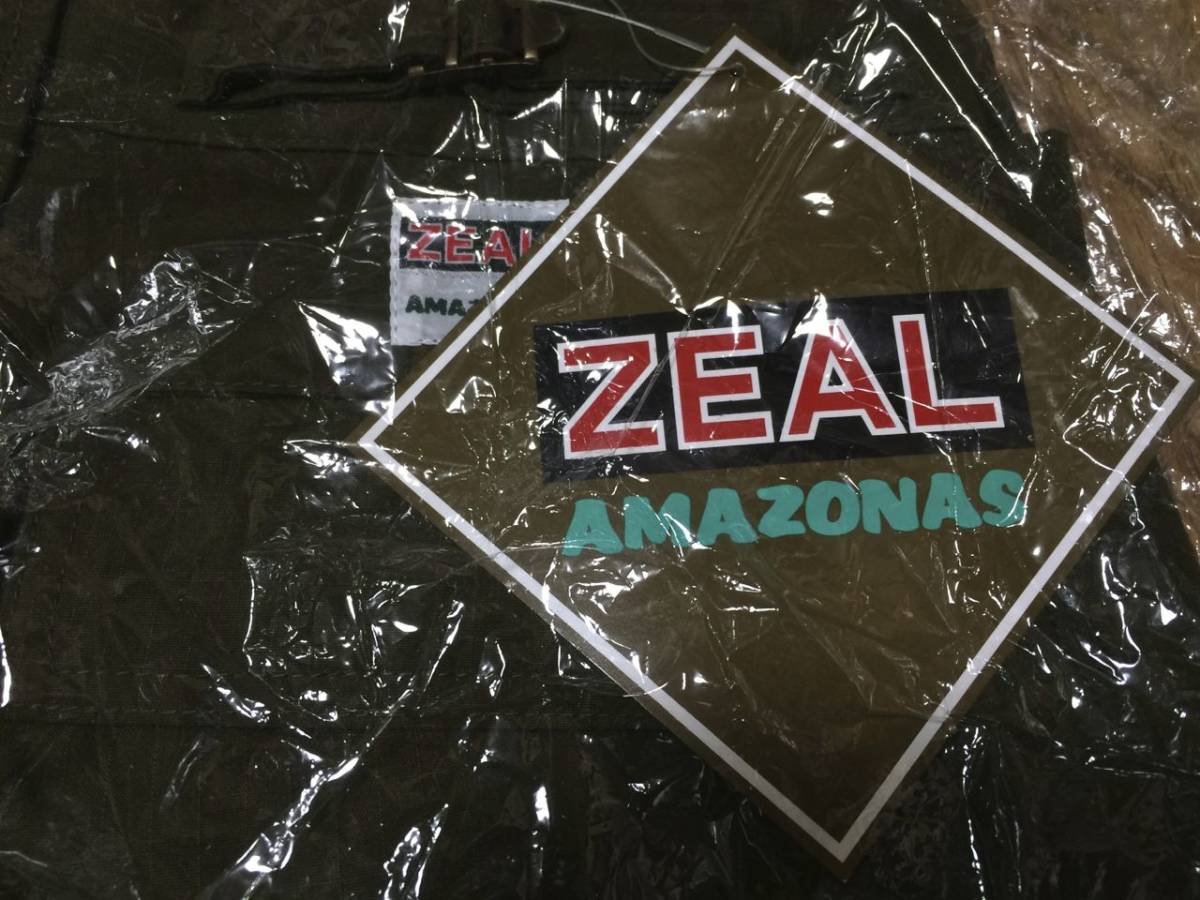 ZEAL フローターボックス タックルボックス 希少カラーグロー-