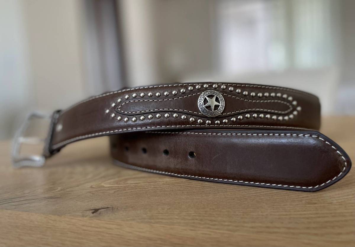 NOCONA WESTERN BELT ウエスタン ベルト 38mm幅 スタッズ & ローンスターコンチョ ブラウン 34インチ 未使用品_画像2