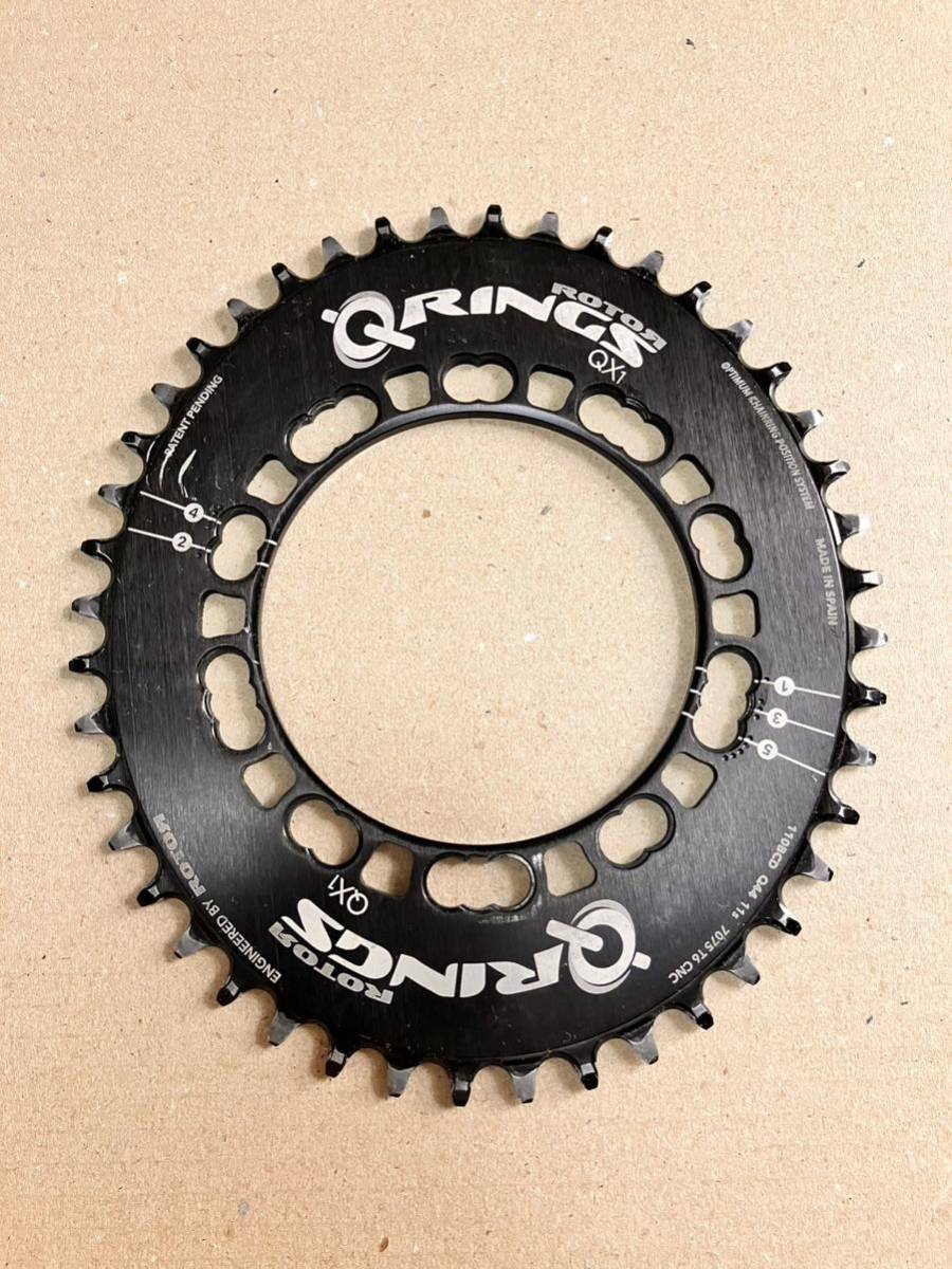 ROTOR (ローター)Qrings QX1 5アーム 44t ナローワイド楕円チェーン