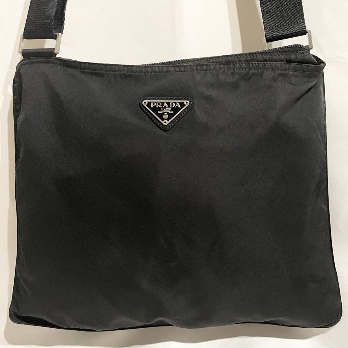 美品】 正規品 PRADA プラダ ショルダーバッグ 三角ロゴ サコッシュ