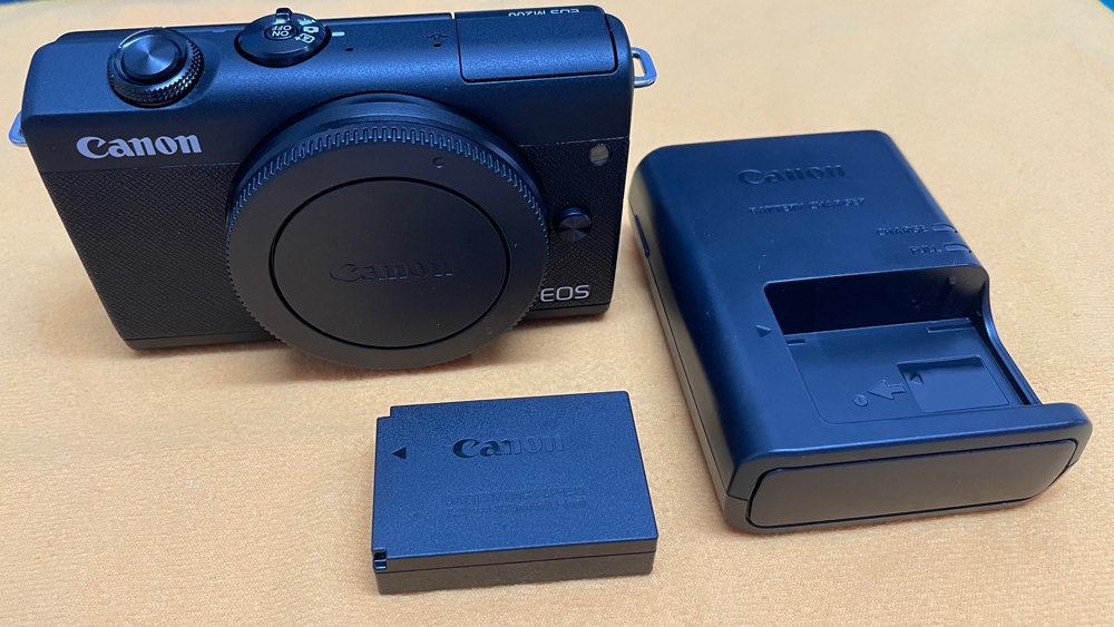 ヤフオク! - Canon キャノン EOS M200 ボディ ブラック