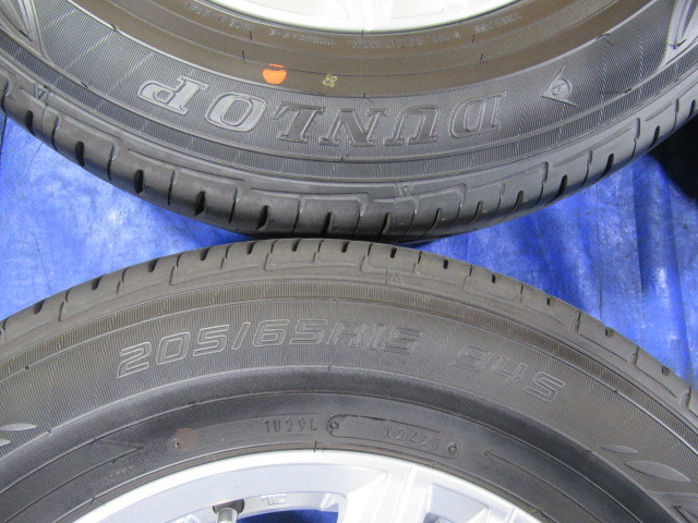 激安即決！美品 weds 15-6J 5H/114.3 ET53 + DUNLOP 205/65R15 2021/22年中古4本 ストリーム エスティマ カムリ ステップワゴン等！T007180の画像8