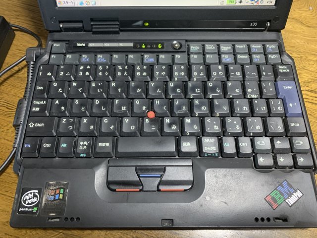 IBM Think pad S30 中古　大型バッテリー搭載　ジャンクで出品_画像2