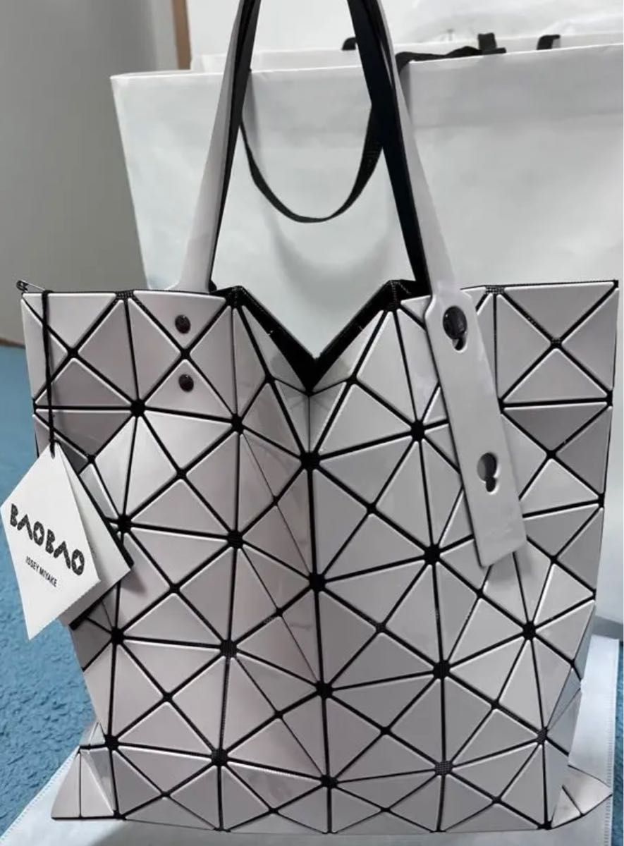 新品 未使用 正規品 BAO BAO ISSEY MIYAKE 100%本物