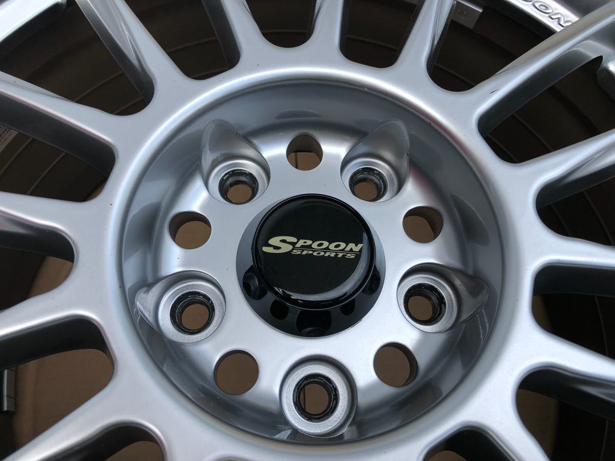 SPOON SPORTS CR93 17 x 8.5 5 / 114.3 +53 Silver FD 2 CIVIC TYPE R Civic Used 原文:SPOON SPORTS CR93 17x8.5 5/114.3 ＋53 シルバー FD2 CIVIC TYPE R シビック 中古