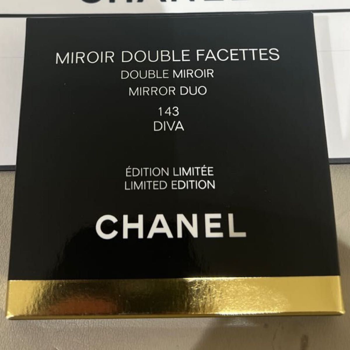 CHANEL シャネル ミラー カラーコード 143 ディヴァフューシャ ピンク