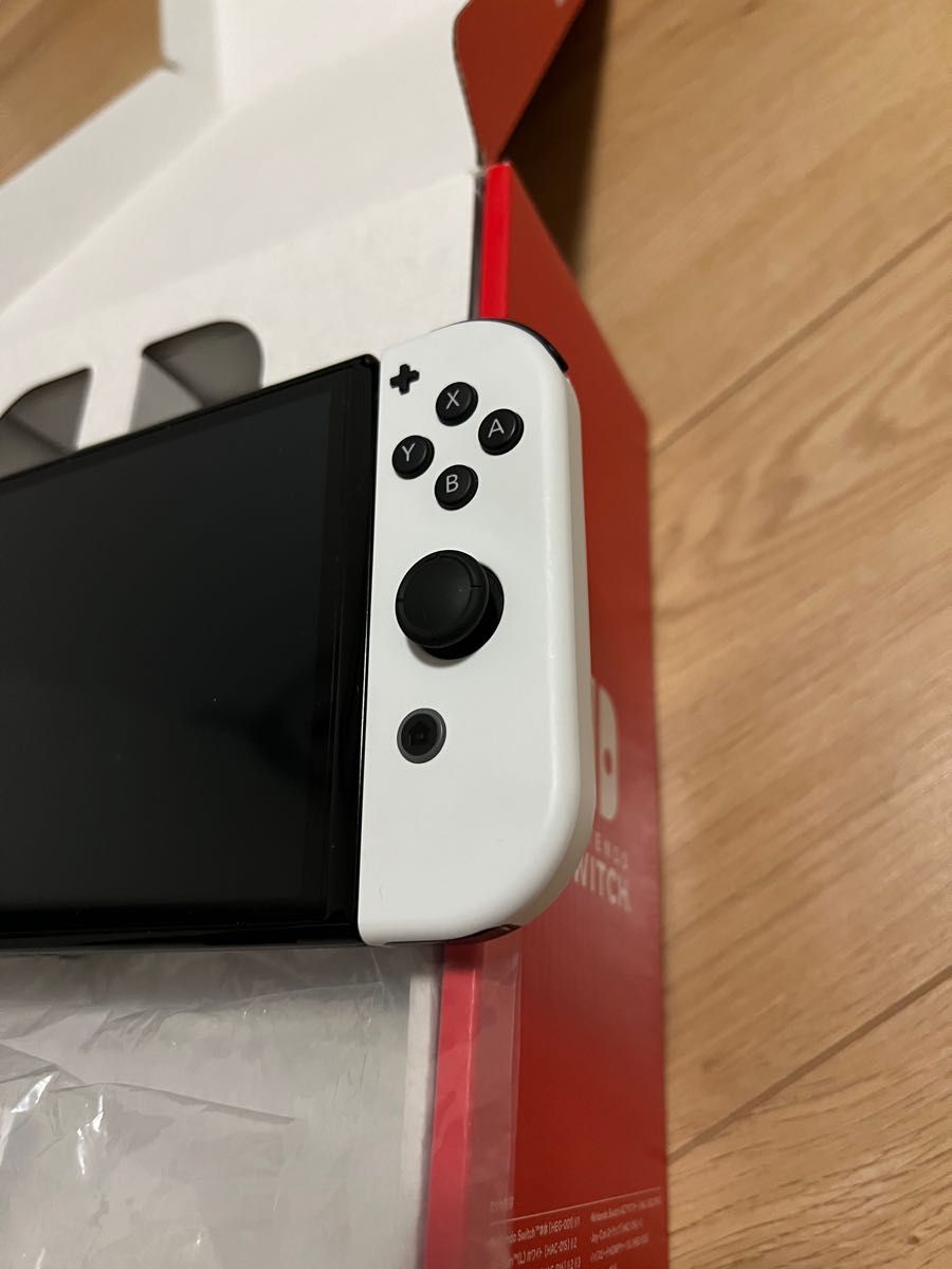 美品　Nintendo Switch 本体 有機ELモデル ホワイト　プロコン　純正　PRO コントローラー