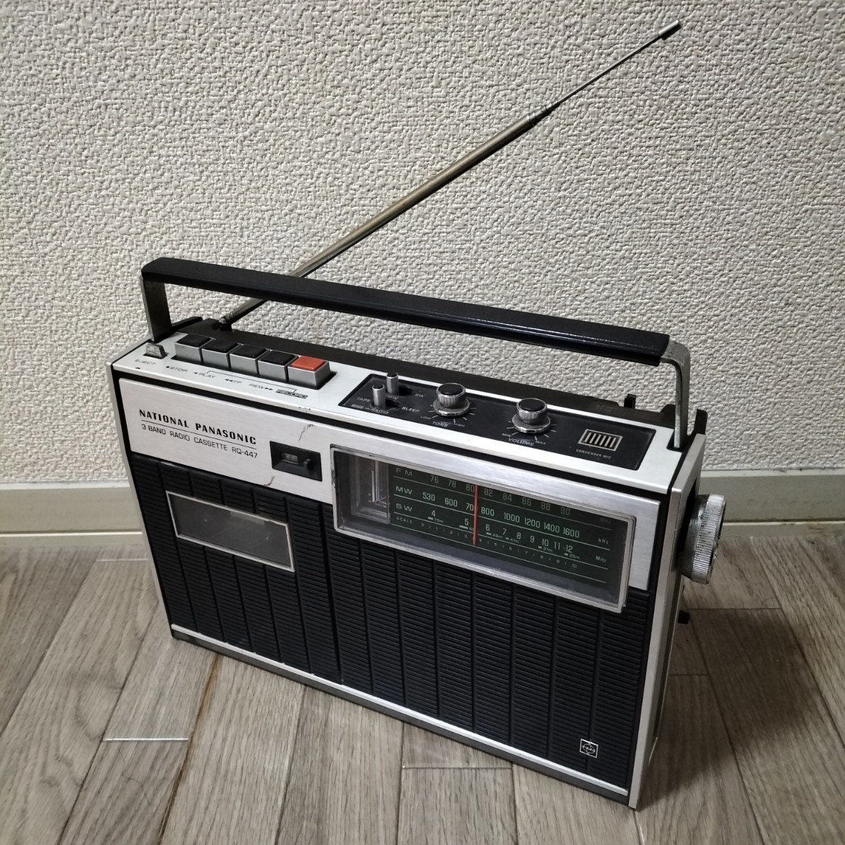 ☆National Panasonic RQ-447 3バンド ラジオカセットレコーダー ☆National Panasonic RQ-447 3バンド ラジオカセットレコーダー