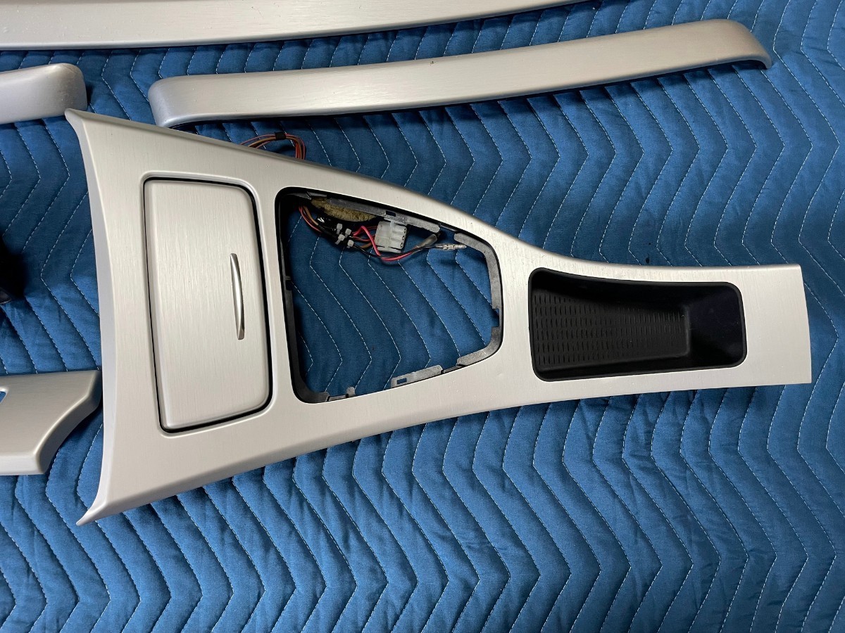 BMW E92 320i クーペ パネル 内装 トリム インテリアパネル アルミパネル 運転席側 助手席側 左右 WA20 Mスポーツ 純正 中古 E90 E91 E93 _画像3