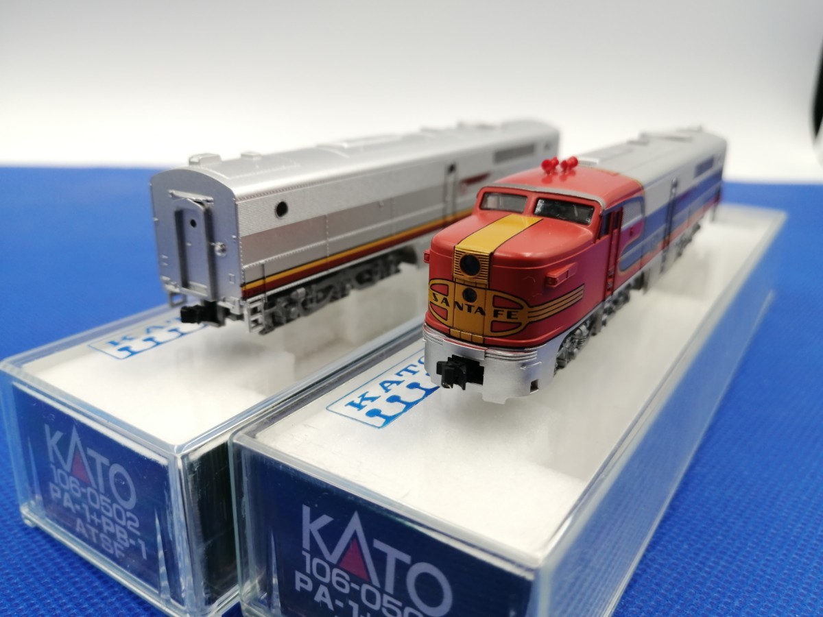 ★送料無料 即決★ KATO USA 106-0502 ALCO PA-1 PB-1 Locomotive Set AT&SF Warbonnet  #53L #53A