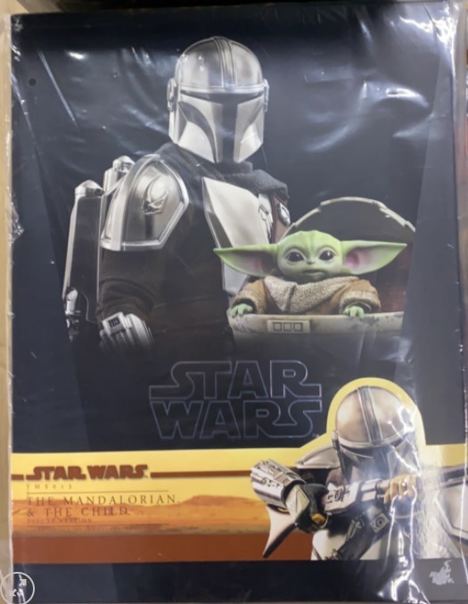 新品未開封 TMS015 ホットトイズ マンダロリアン&ザ・チャイルド(2