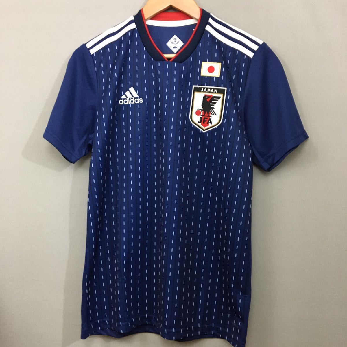 新品未使用】【タグ付き】アディダス adidas サッカー日本代表 レプリカ ユニフォーム 半袖 Vネック ブルー メンズ 刺繍 Mサイズ £ JChere雅虎拍卖代购 ★JFAサッカー日本代表★侍ブルー★レプリカ仕様ユニホーム★タグ付き未使用
