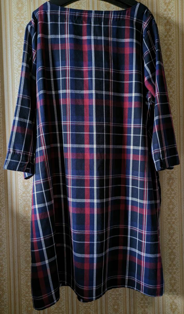  unused SORSA lady's One-piece check / navy?& red? A line short sleeves ~7 minute sleeve neck origin button dress length 90 width of a garment 62 large easy 4L