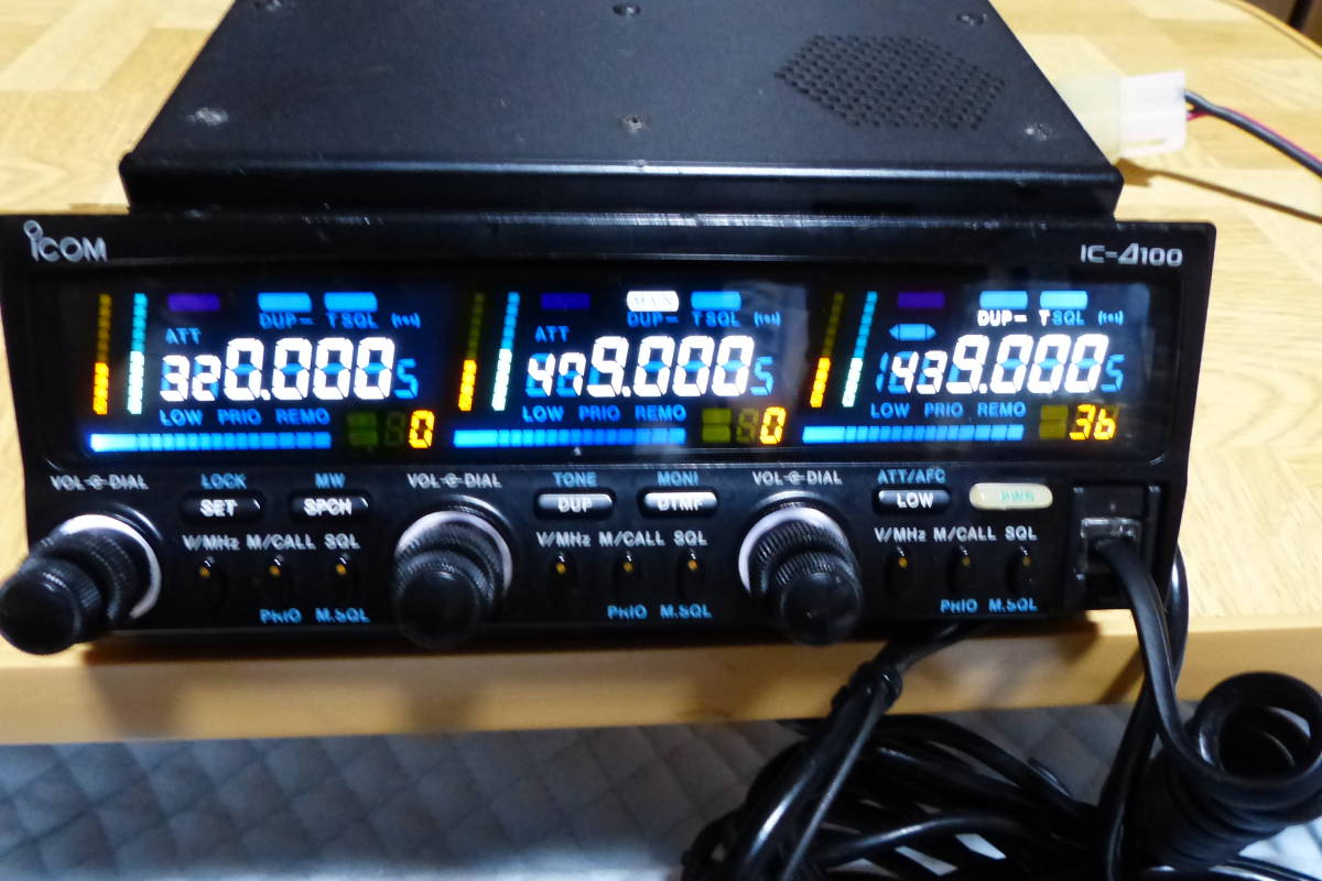 ICOM IC-Δ100 144/430/1200M トリプルバンドモービル機 動作確認済み