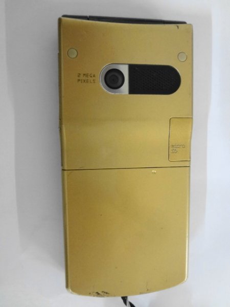 AN23-298 ジャンク扱い NEC 日本電気 docomo FOMA N905iμ ゴールド ガラケー 携帯 電話 簡易動作確認済 初期化済 使用感あり_画像3