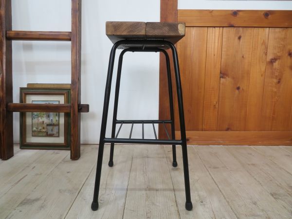 [ remake goods / maintenance settled ] photographing Studio . is used ... iron legs old tree decoration pcs height approximately 58.0cm for searching = Showa Retro / iron / stool / stand for flower vase /D0702