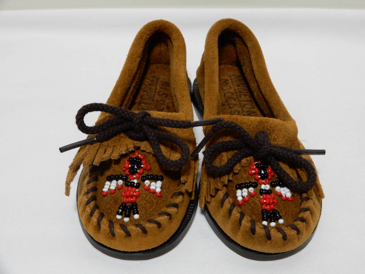 Minetonka/ミネトンカ（USA）　キッズ　インデアンモカシン　スエード（牛皮革）　ビーズ飾り　子供靴　US7（13㎝）　未使用_画像2