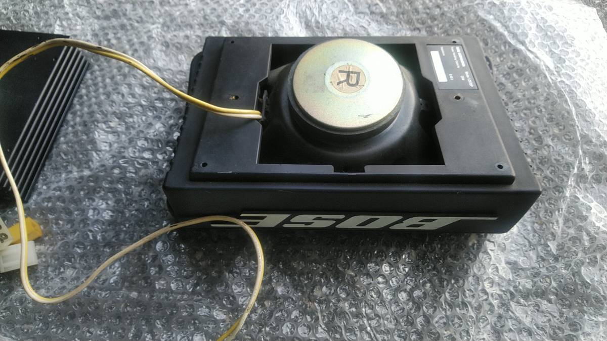 送料無料 希少 当時物 高音質 動作確認済 BOSE ボーズ 1203 SP カー 埋め込み スピーカー 左右 セット アンプ イコライザー 配線 中古品_右