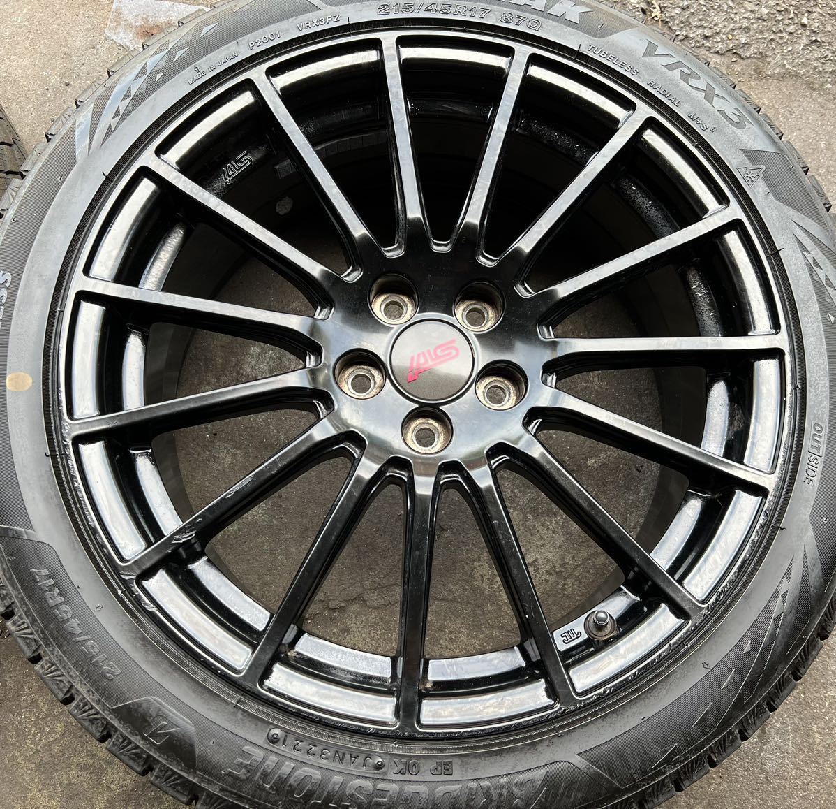 STI 17 7J 48 PCD100 スタッドレス　ブリヂストン BLIZZAK VRX3 215/45R17 87Q BRZ 86 インプレッサ　プリウス　2021 ４本セット_画像4