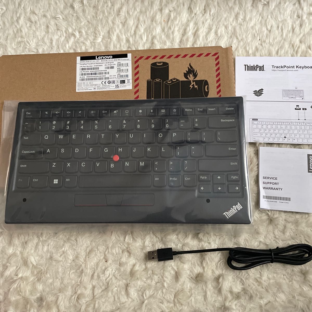 ThinkPad トラックポイント 英語キーボード II 4Y40X49493 （ブラック系）